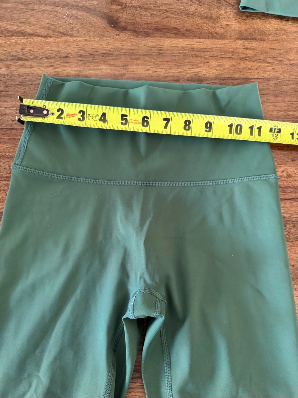 OFFLINE by Aerie Cropped Active Top in Forest Green & high waisted leggings set - Picture 10 of 12